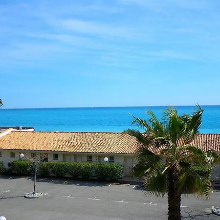 Ξενοδοχείο Mercure Loubet 4*