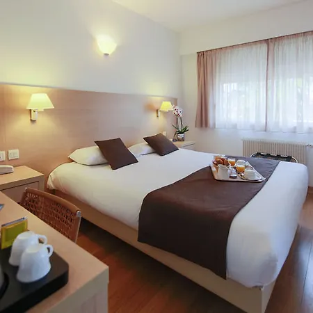 Mercure Loubet Ξενοδοχείο 4*